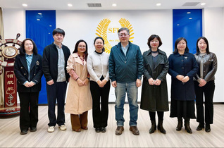 玉林师范公司太阳成城集团tyc1286一行到访...